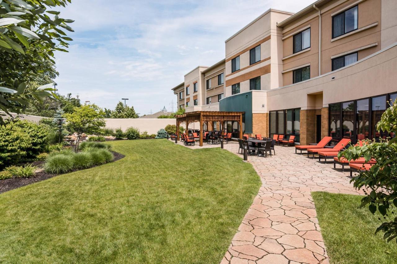 Courtyard By Marriott Lafayette Hotell Exteriör bild