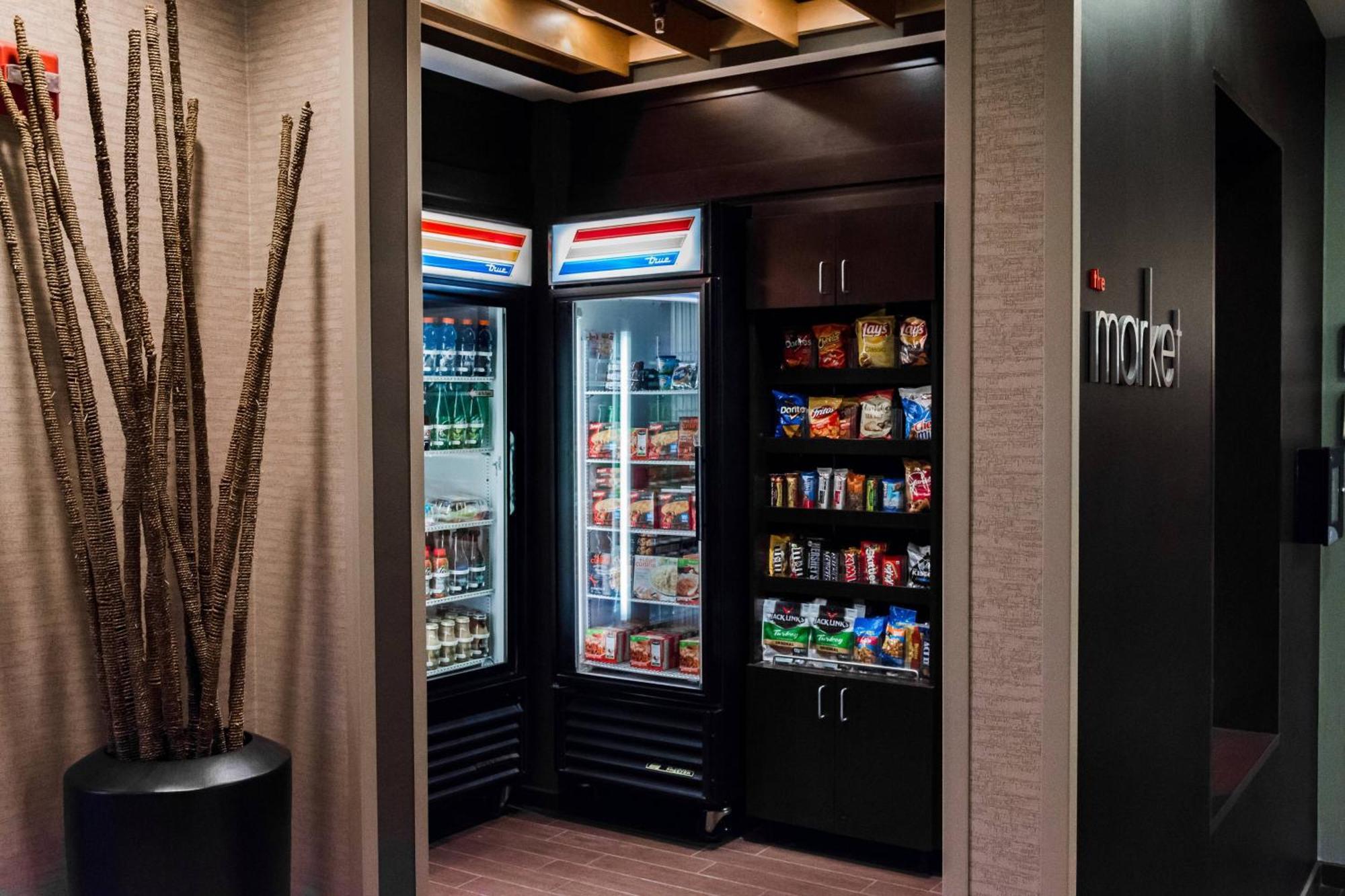 Courtyard By Marriott Lafayette Hotell Exteriör bild