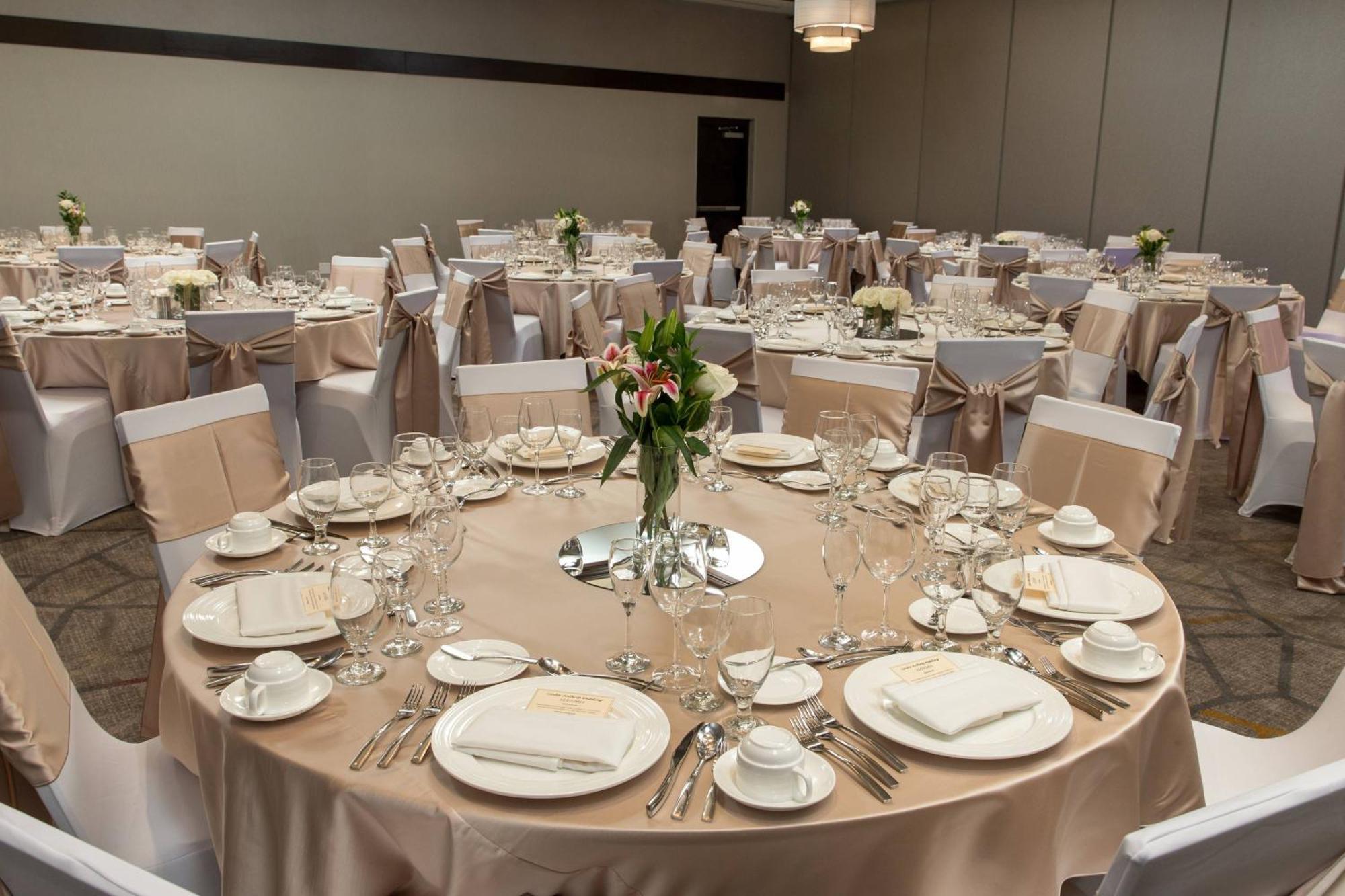 Courtyard By Marriott Lafayette Hotell Exteriör bild