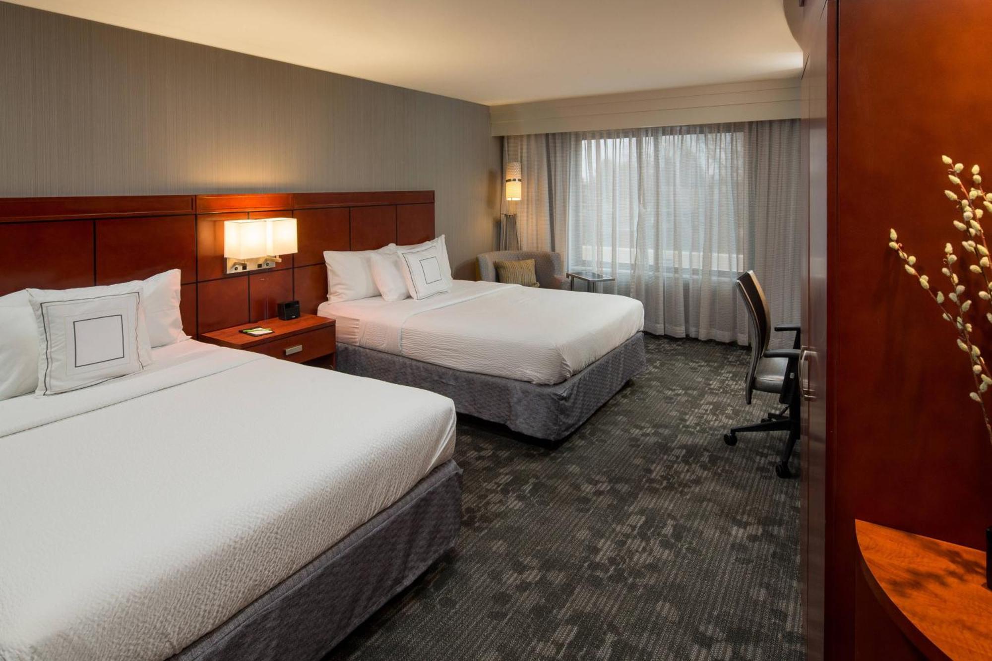 Courtyard By Marriott Lafayette Hotell Exteriör bild