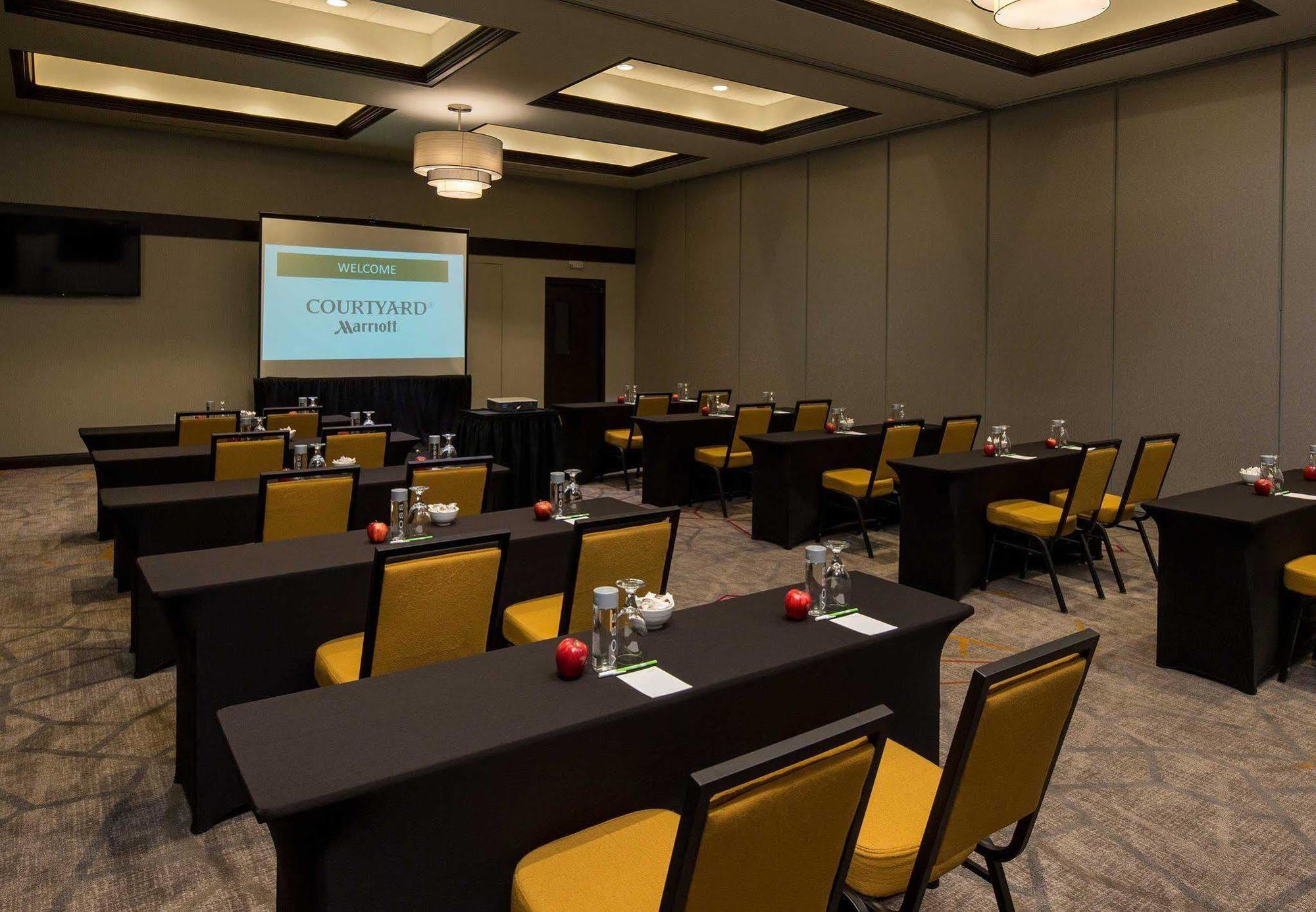 Courtyard By Marriott Lafayette Hotell Exteriör bild