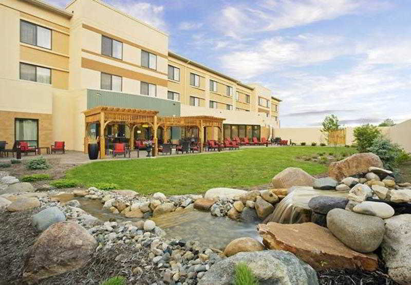 Courtyard By Marriott Lafayette Hotell Exteriör bild